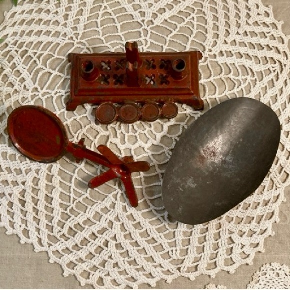 Antique Cast Iron 3 Piece Mini Scale - Picture 4 of 14